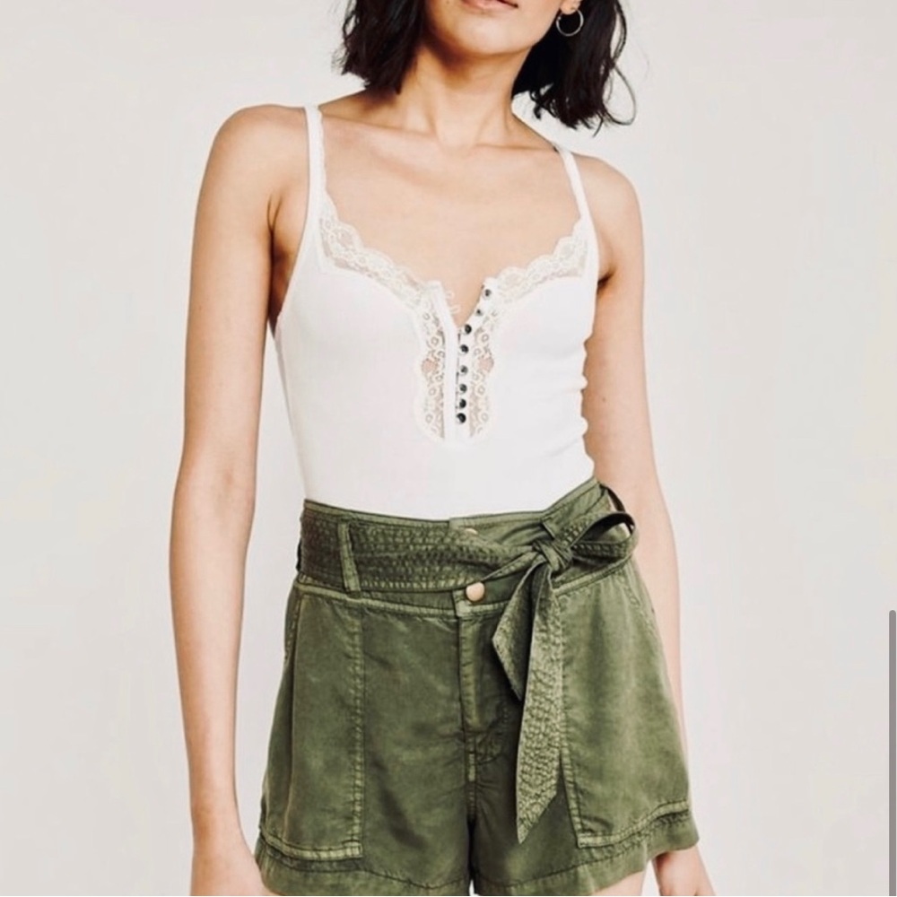 Lace Trim Ribbed Bodysuit